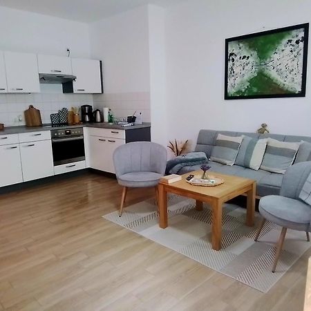 Johnis Fewo, Naehe Stadtzentrum - Uni In Sehr Ruhiger Lage Mit Terrasse Und Eigenem Parkplatz Cottbus Exteriér fotografie